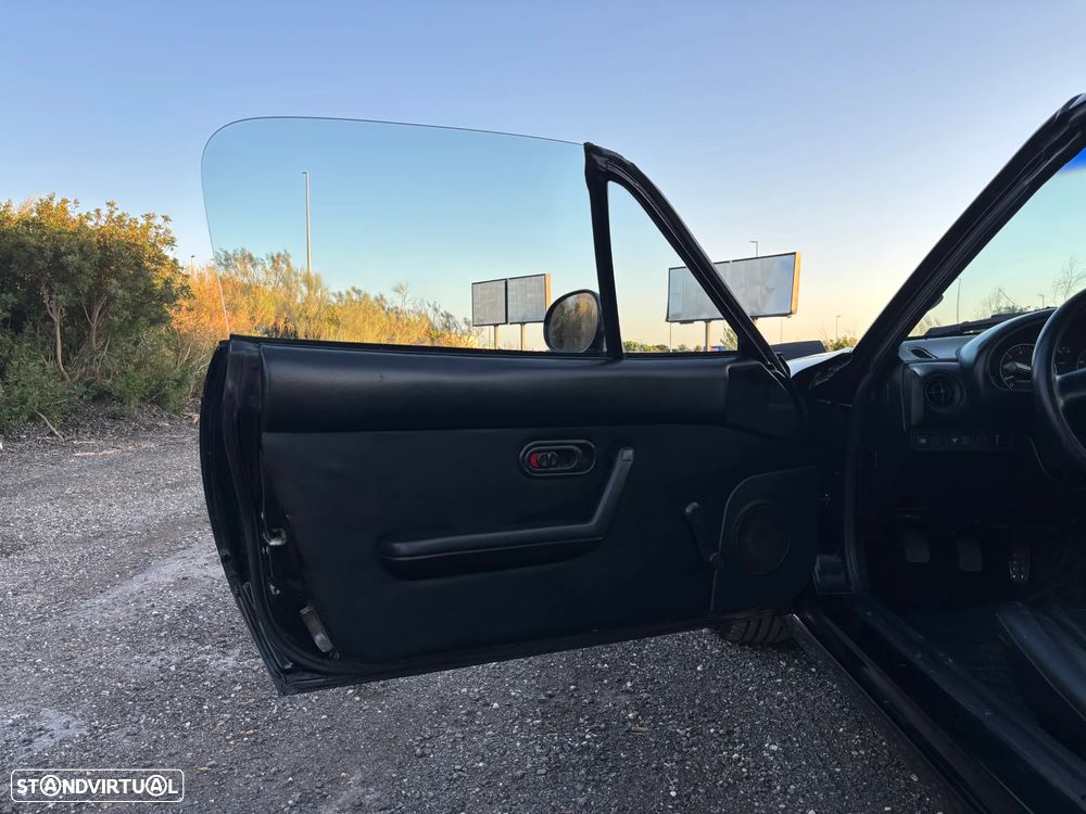Mazda MX-5 1.6 - 9