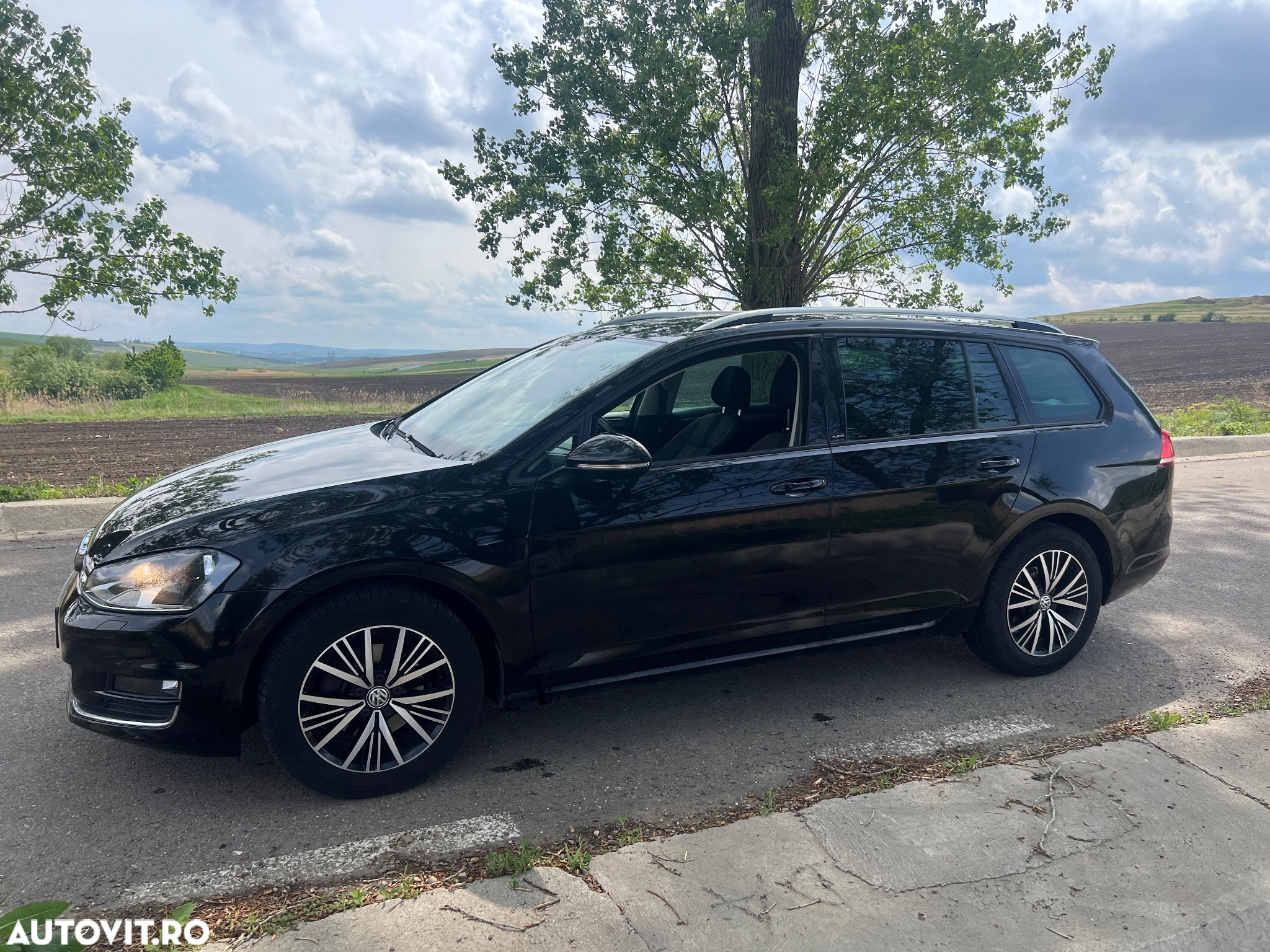 Volkswagen Golf 1.6 TDI BlueMotion Technology Allstar - 2