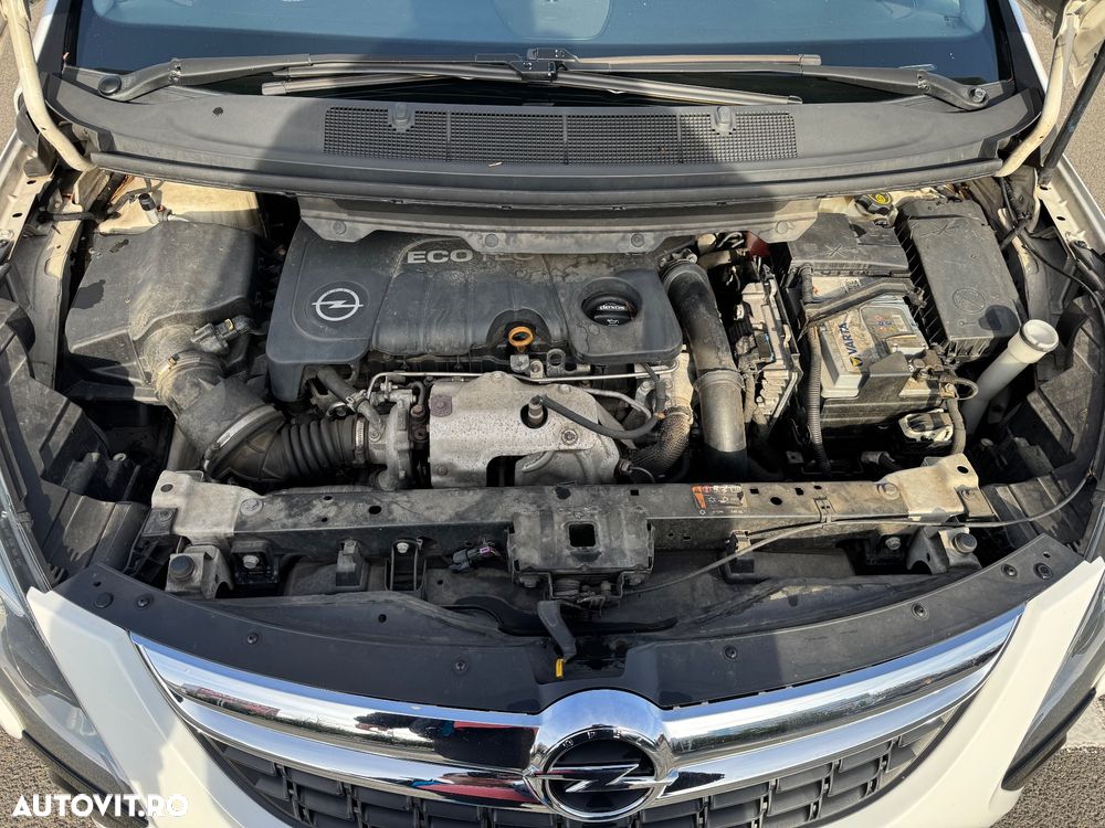 Opel Zafira - 9