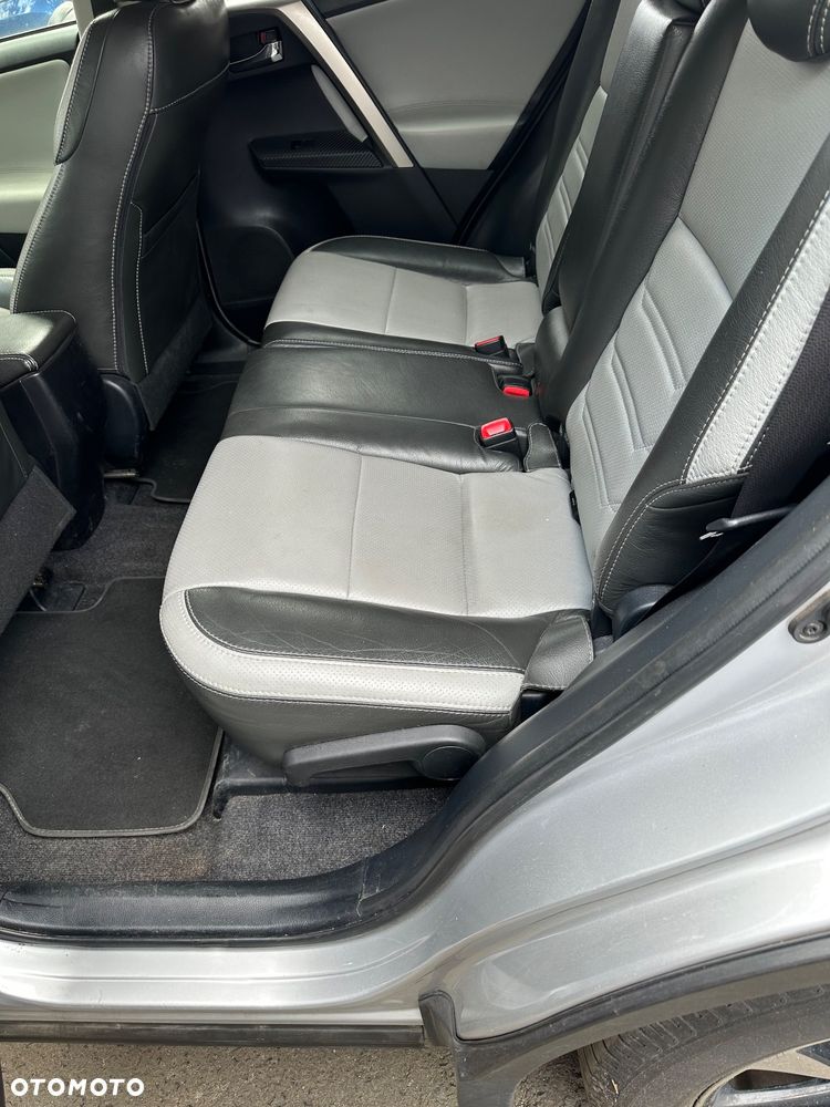 Toyota RAV4 2.0 Premium MS - 9