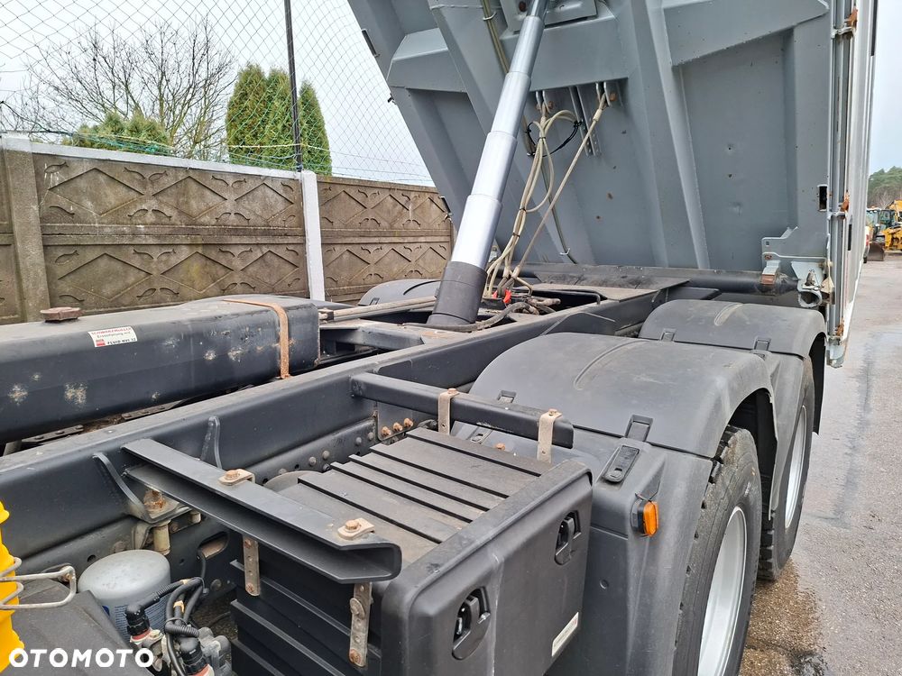 MAN TGS 33.400 kiper 6x4 - 28