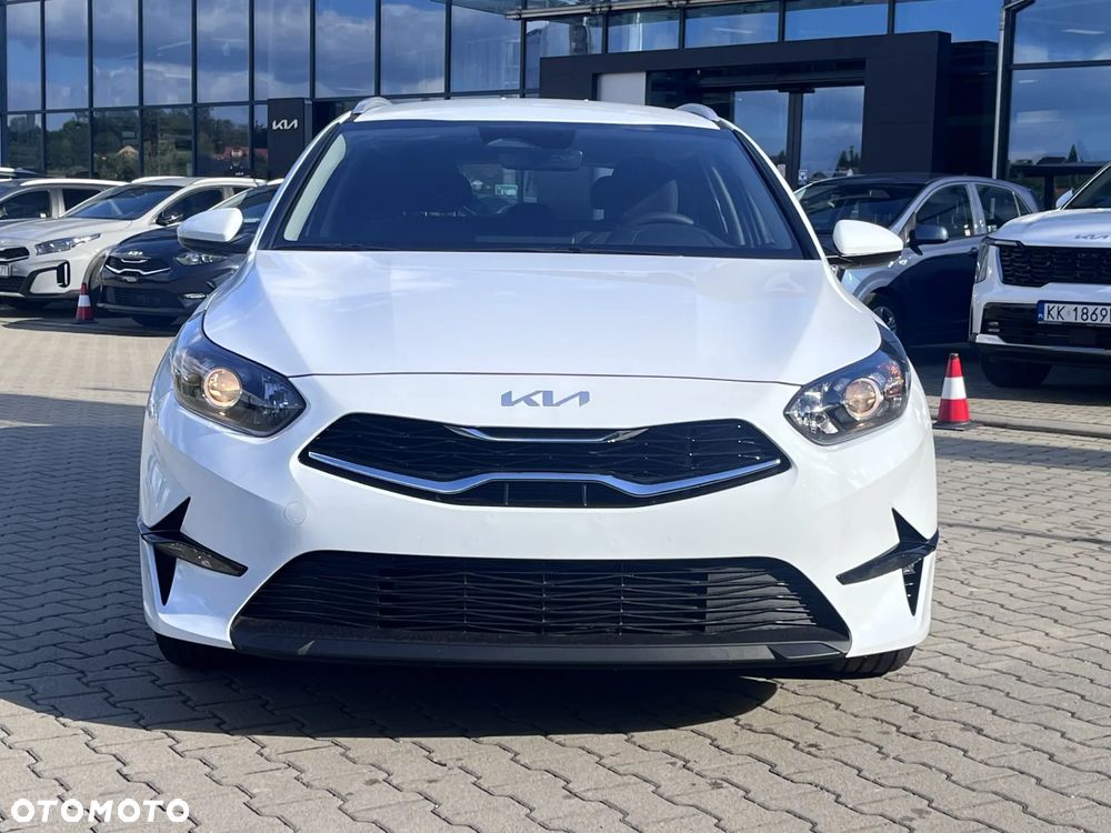 Kia Ceed 1.5 T-GDI M - 2