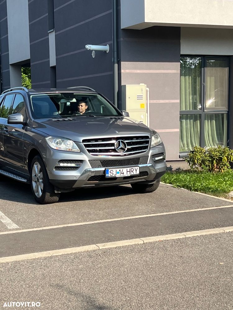 Mercedes-Benz ML 250 BlueTEC 4MATIC Aut - 2