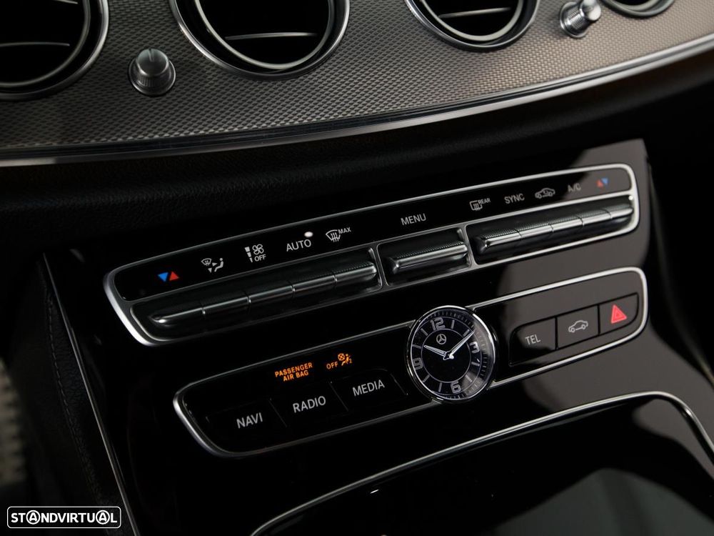 Mercedes-Benz E 220 d Avantgarde - 16