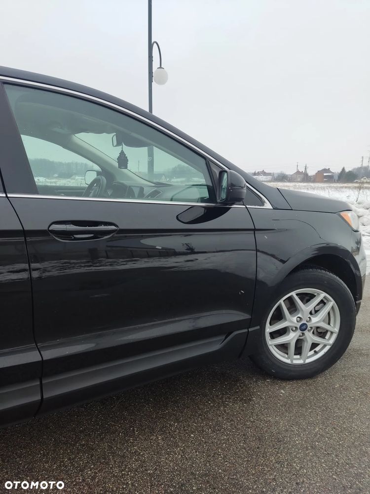 Ford Edge - 8