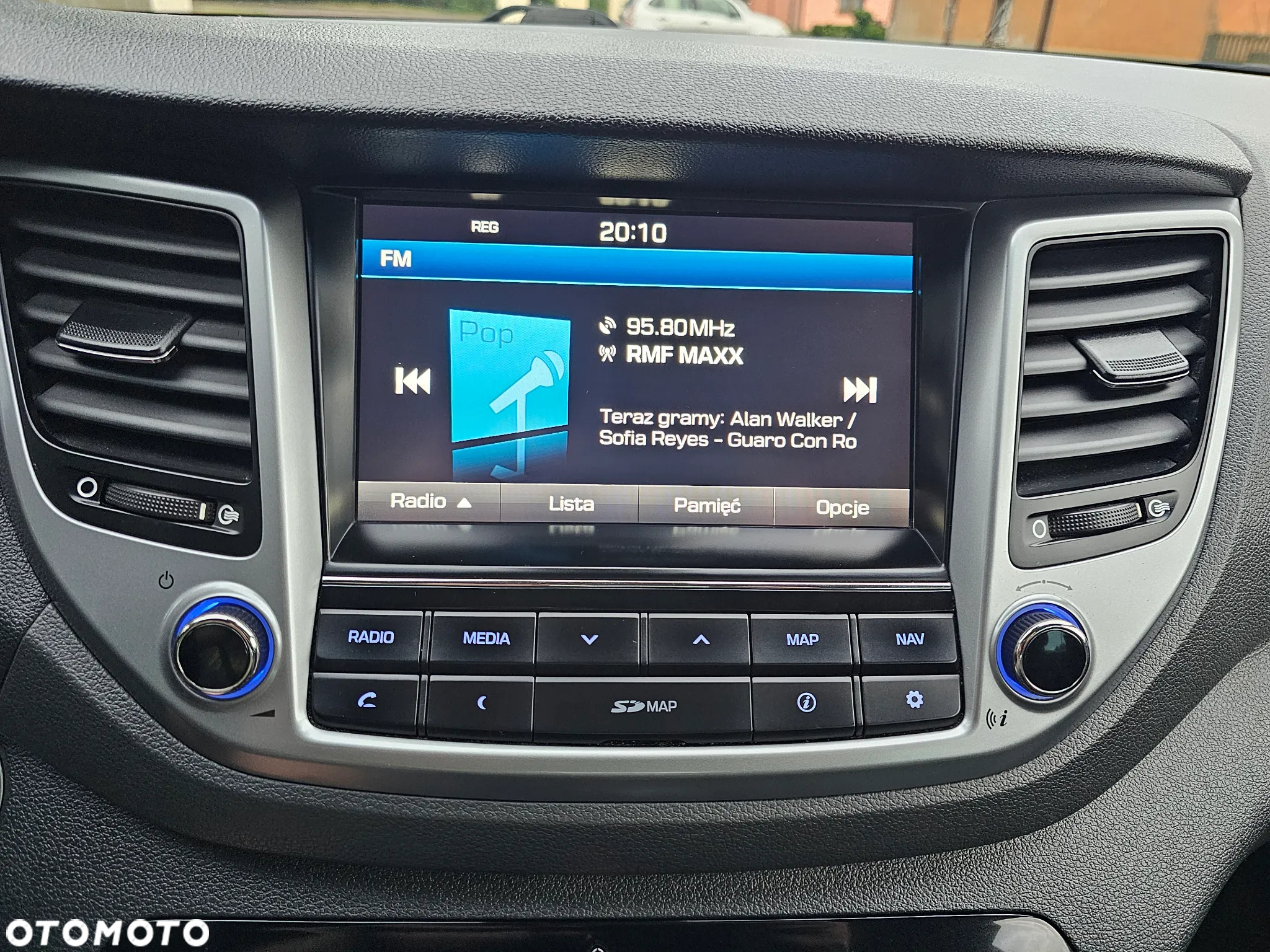 Hyundai Tucson 1.7 CRDI BlueDrive Comfort 2WD - 25
