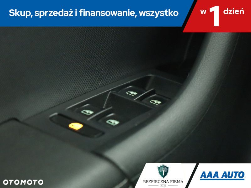 Skoda RAPID - 17