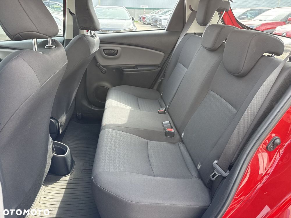 Toyota Yaris - 12