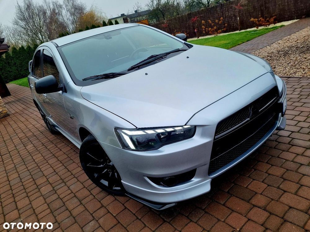 Mitsubishi Lancer - 3