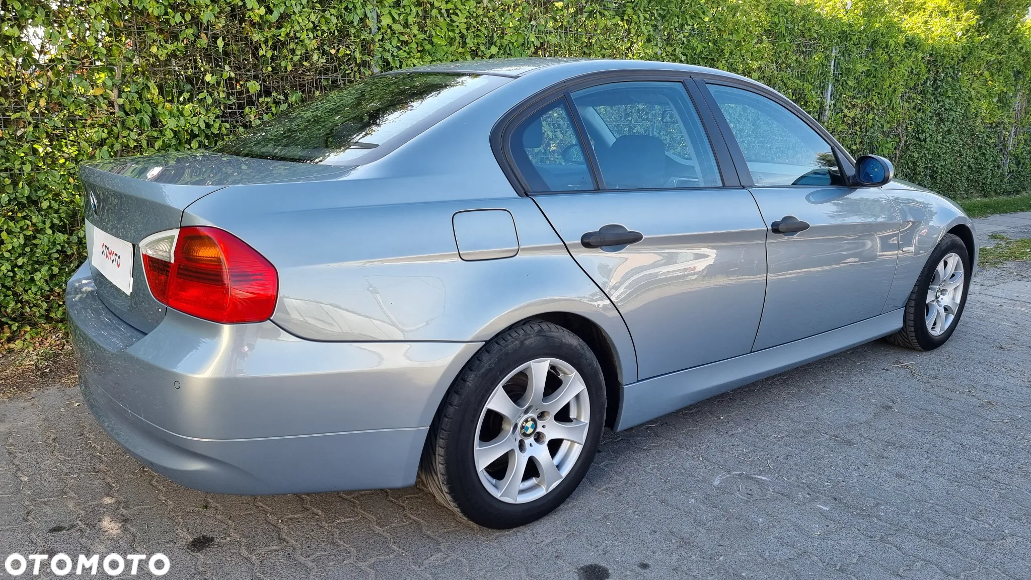 BMW Seria 3 318i - 24