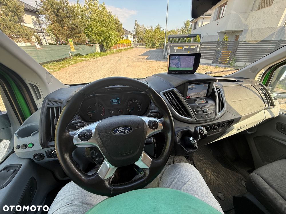 Ford Transit - 9