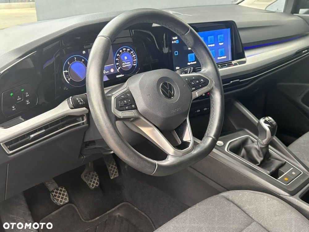 Volkswagen Golf Variant - 9