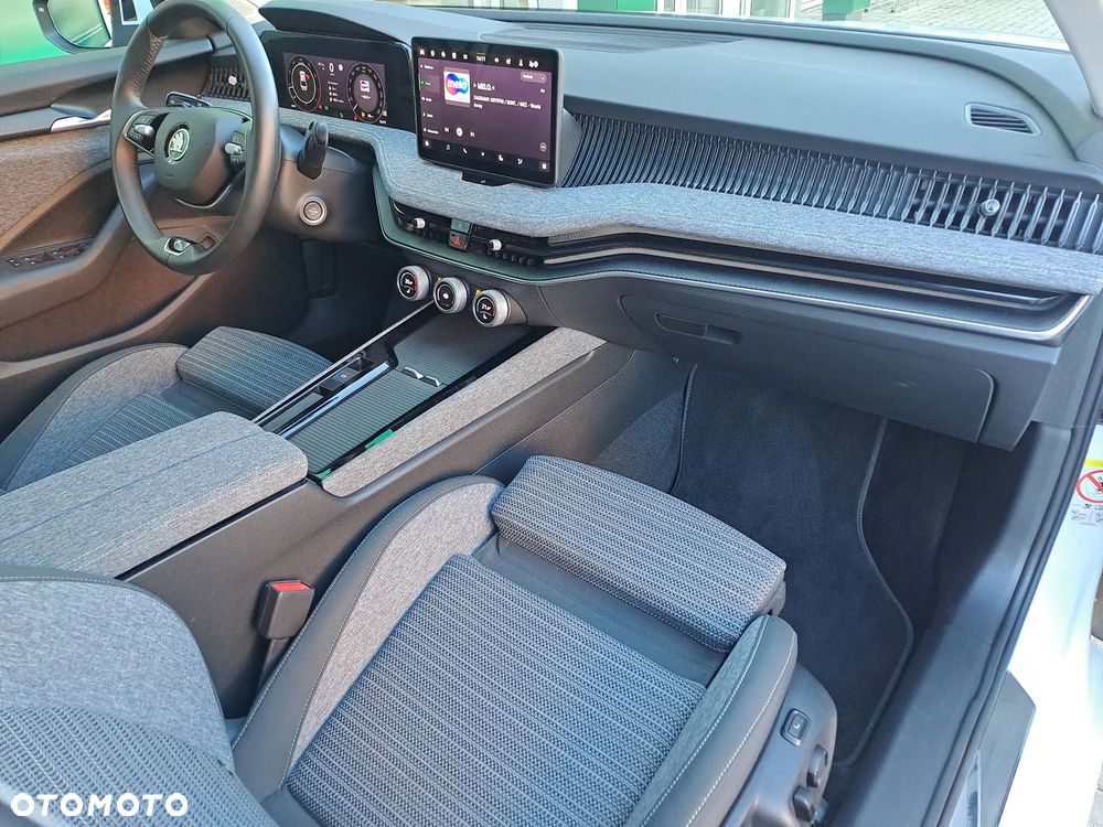 Skoda Superb 2.0 TSI 4x4 Edition 130 DSG - 11