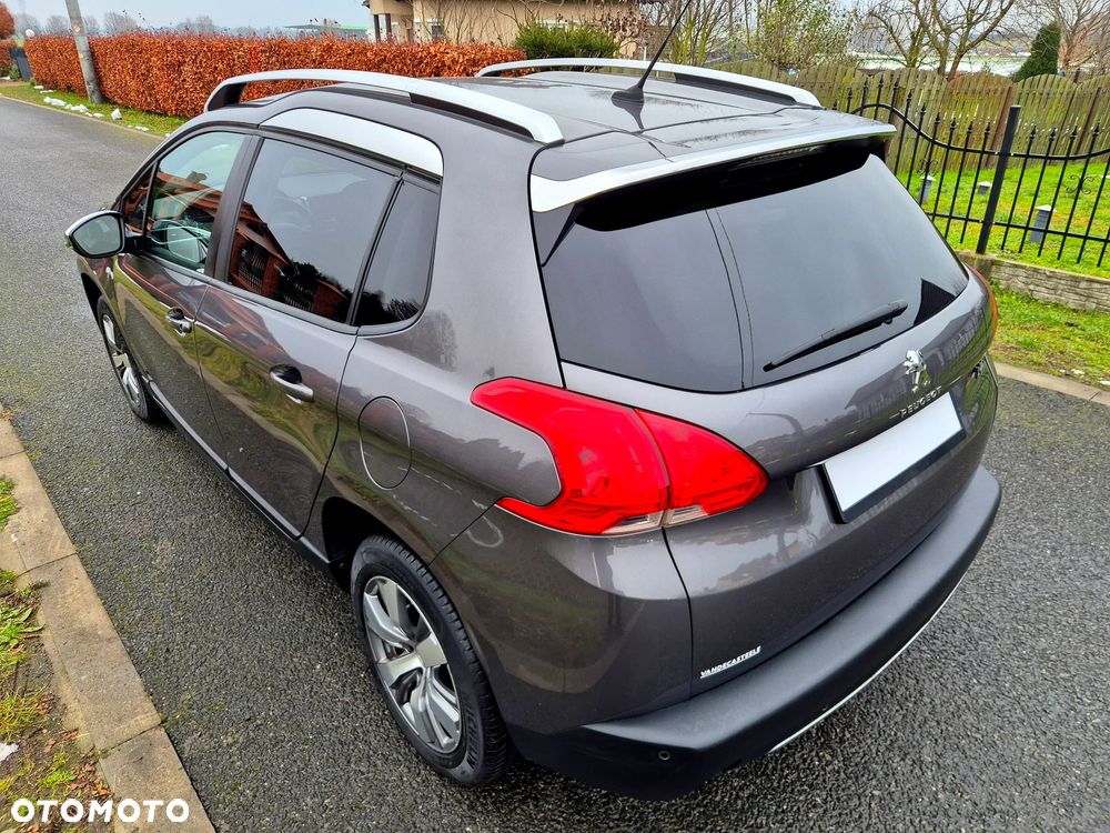 Peugeot 2008 PureTech 82 Style - 25