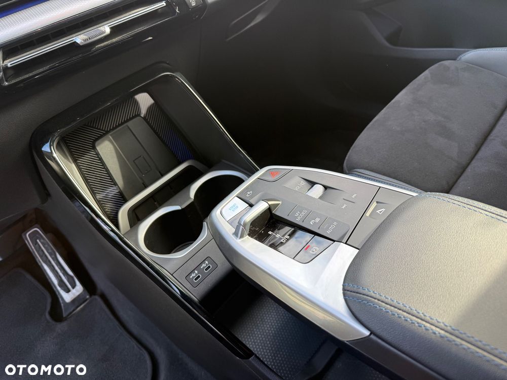 BMW iX1 eDrive20 66.5kWh M Sport Edition - 18