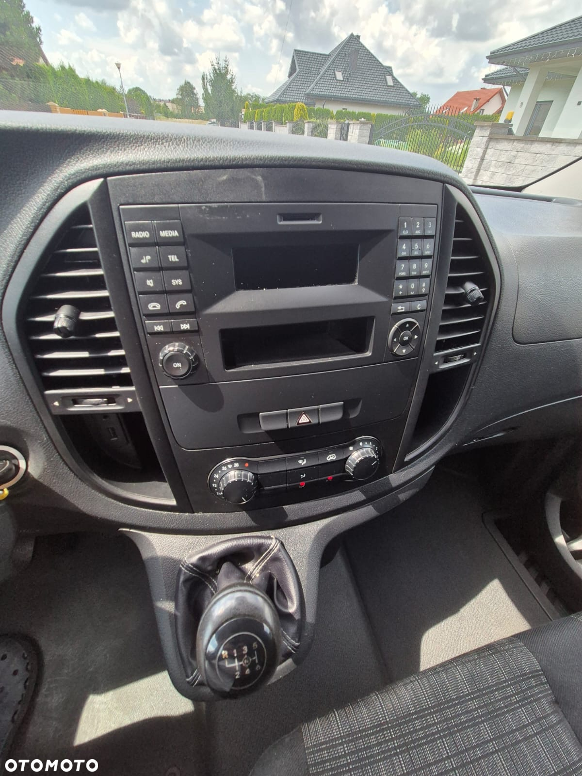 Mercedes-Benz Vito 2017r Long Klima Super stan - 18
