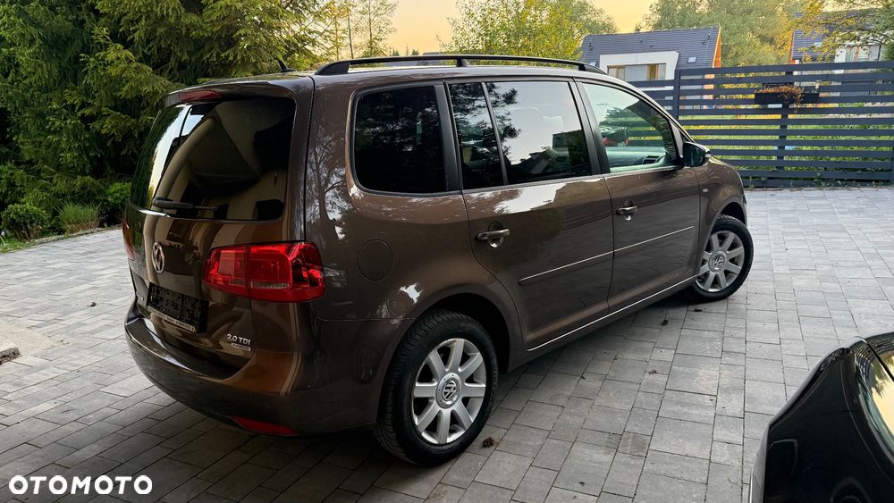 Volkswagen Touran 2.0 TDI DPF STYLE - 7