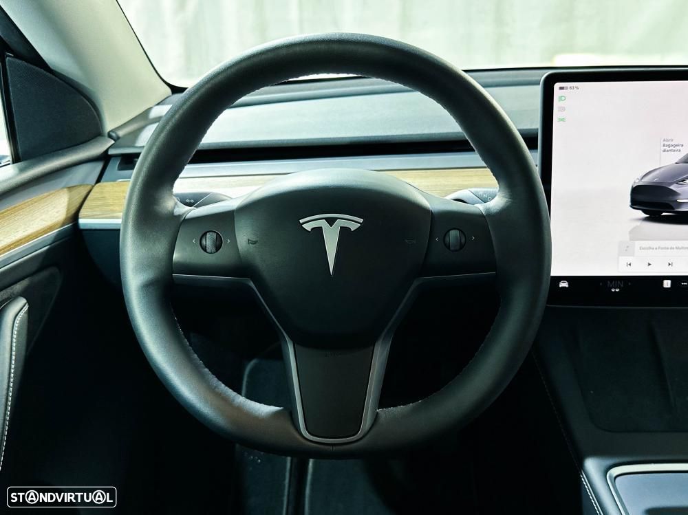 Tesla Model Y Long Range Dual Motor AWD - 22