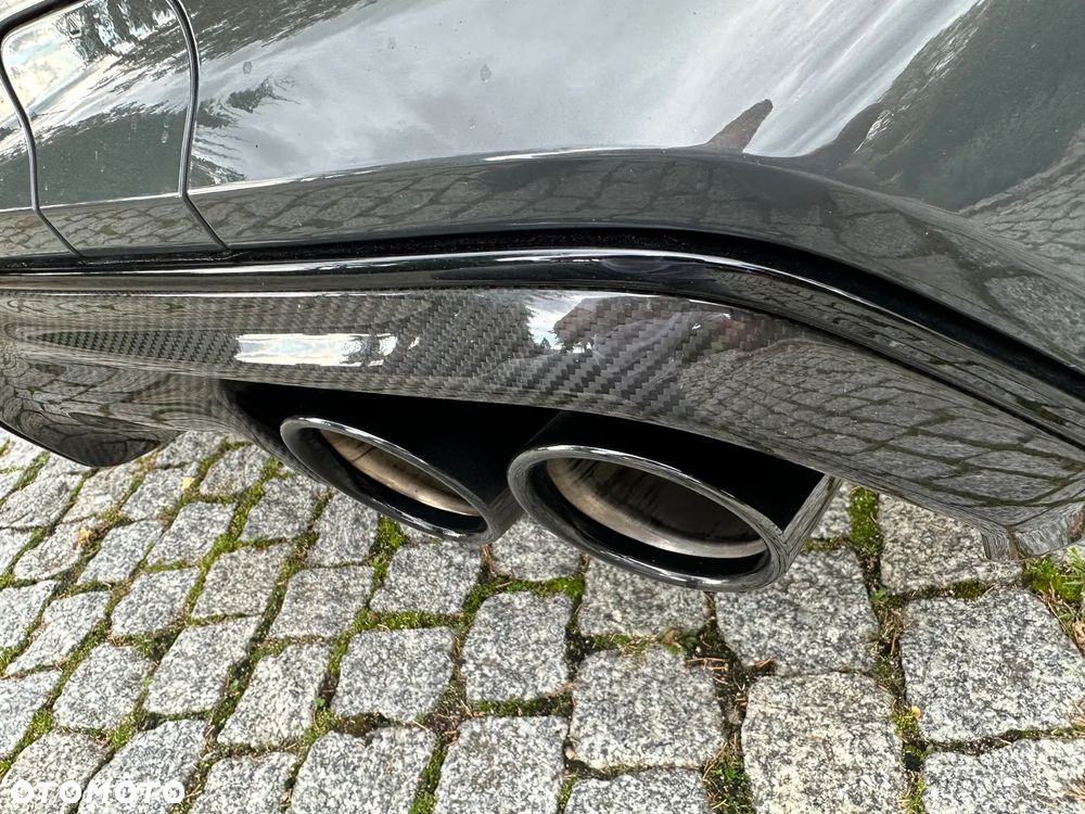 BMW M8 - 32