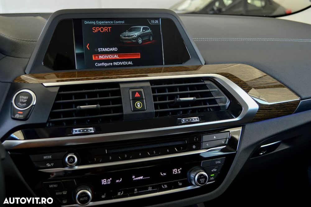 BMW X3 xDrive20i AT Luxury Line - 10