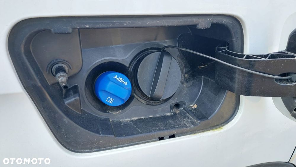 Peugeot 5008 HDI 150 Allure - 20