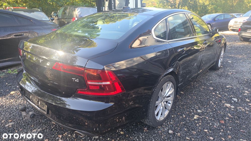 Volvo S90 T4 Geartronic Momentum - 6