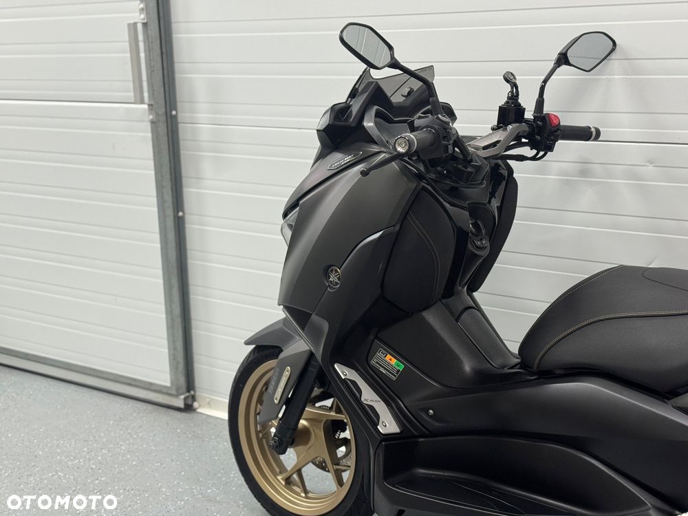 Yamaha X-max - 16