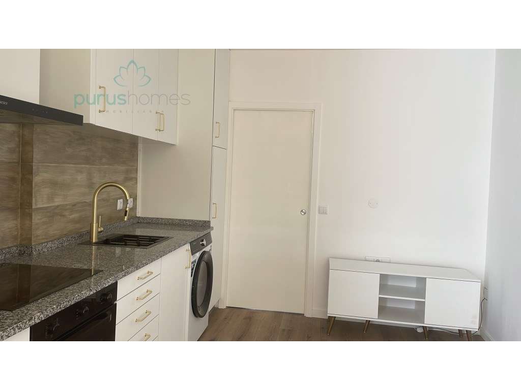 ESPAÇO COMERCIAL TRANFORMADO EM T0+1 NO CENTRO DE ÍLHAVO | EXCELENT... - Grande imagem: 2/8