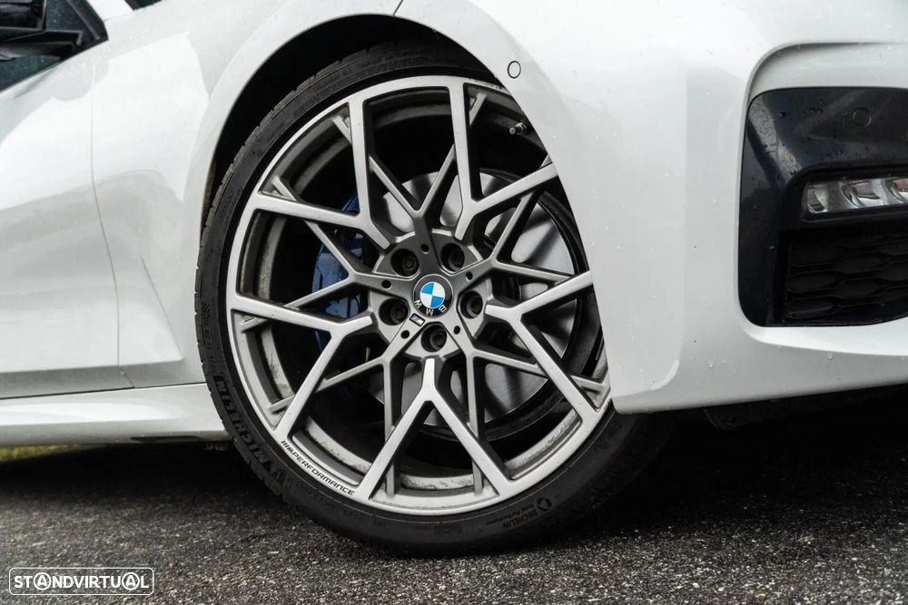 BMW 320 d Pack M Auto - 33