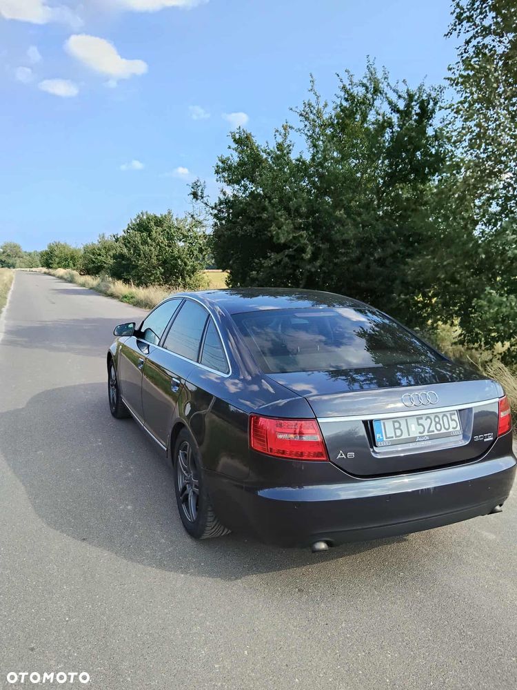 Audi A6 Avant - 17
