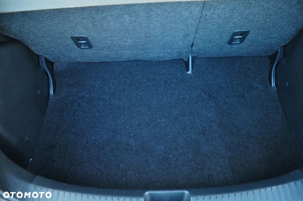 Mazda 2 1.3 Exclusive - 9