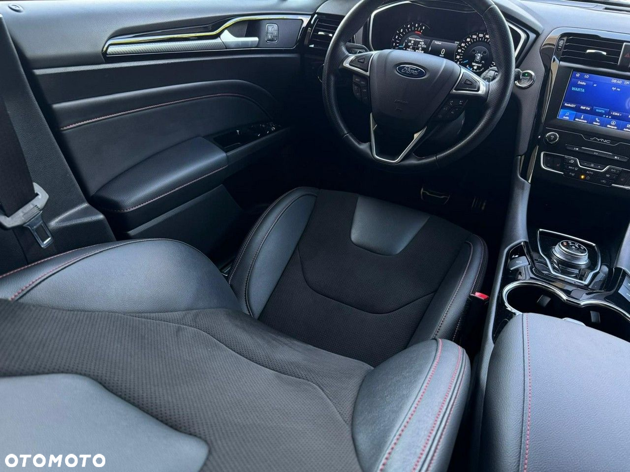 Ford Mondeo - 25