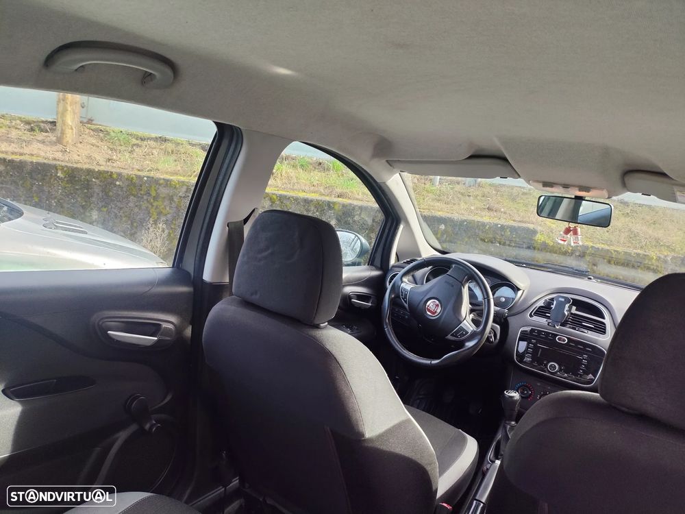 Fiat Punto 1.3 M-Jet Lounge S&S - 6