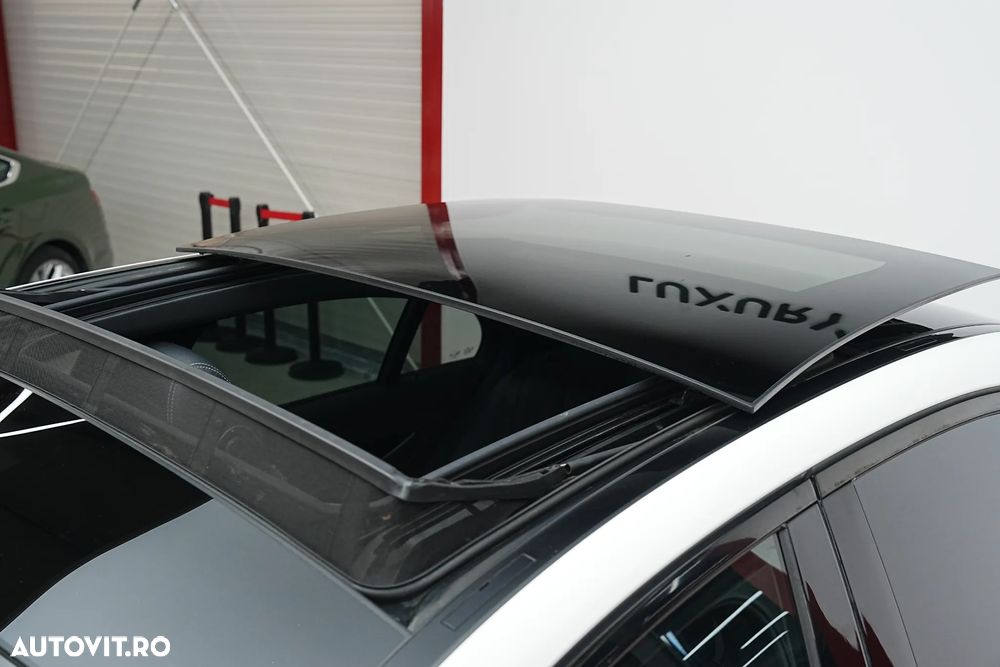 Mercedes-Benz E 300 9G-TRONIC AMG Line - 27