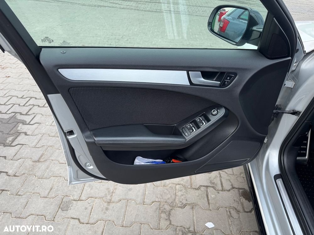 Audi A4 2.0 TDI DPF multitronic S line Sportpaket - 24