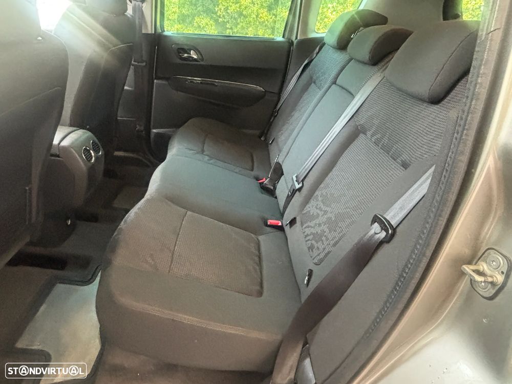 Peugeot 3008 1.6 HDi Allure - 17
