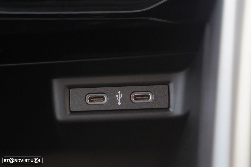 VW T-Roc 1.0 TSI Urban - 24