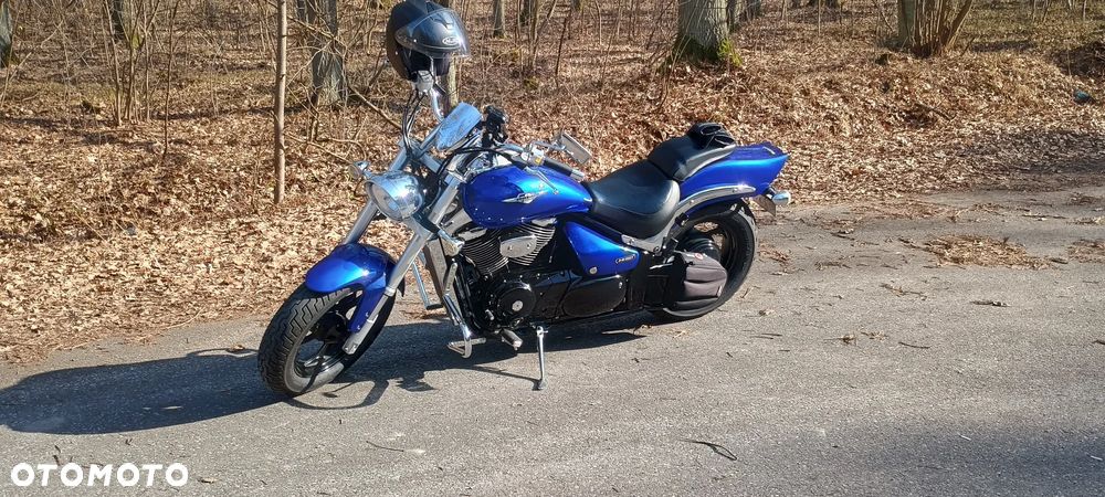 Suzuki Boulevard - 1