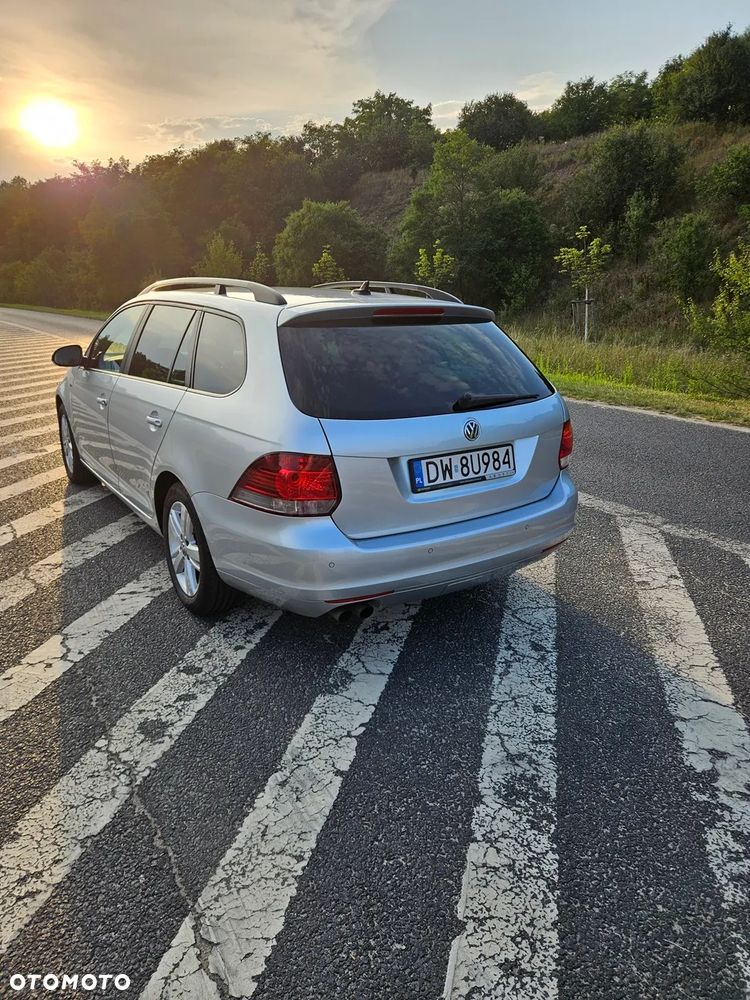 Volkswagen Golf 2.0 TDI DPF MATCH - 5