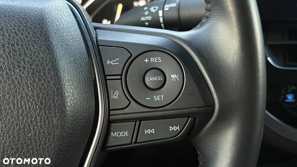 Toyota Camry 2.5 Hybrid Comfort CVT - 26