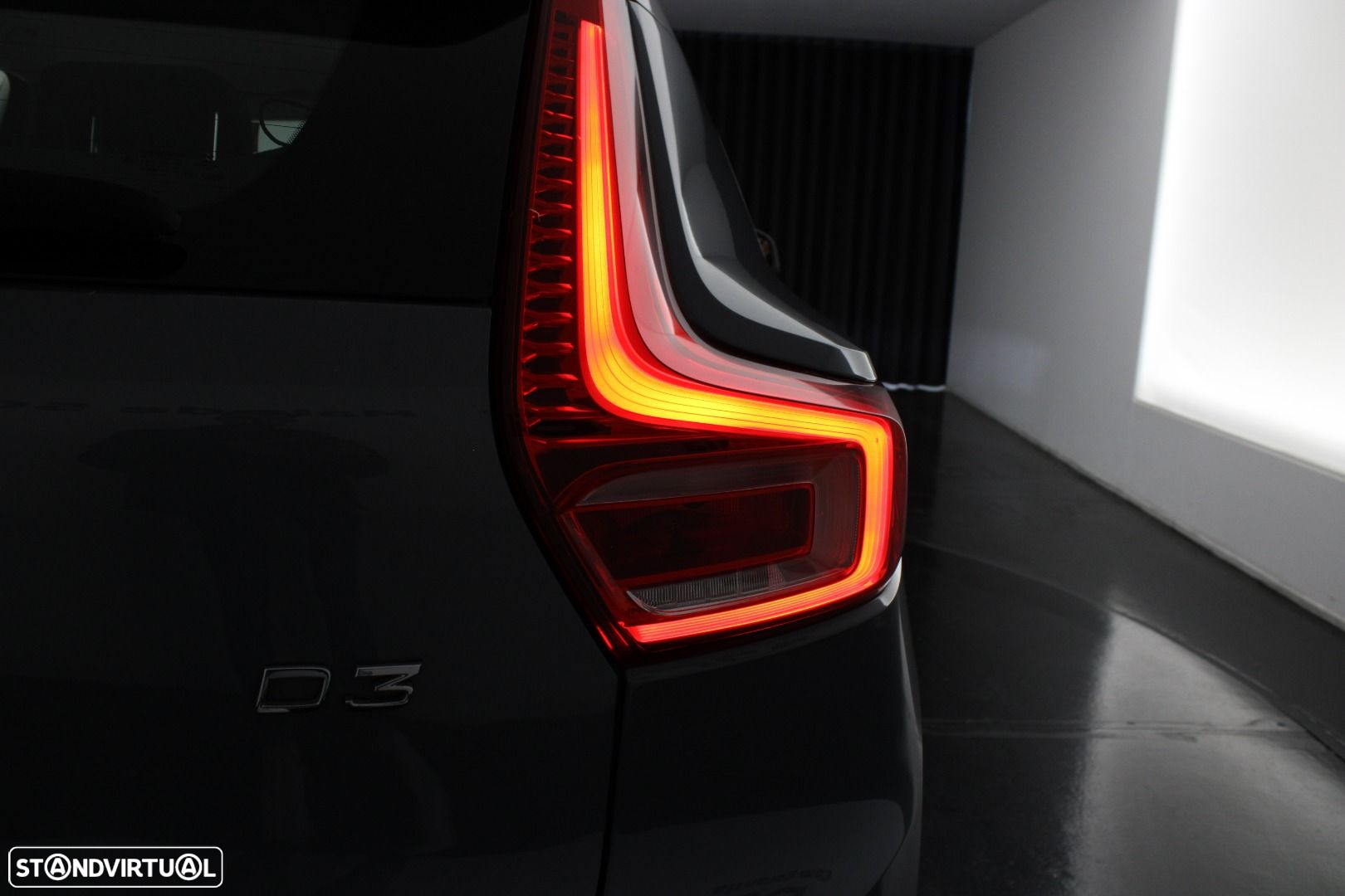 Volvo XC 40 2.0 D3 Geartronic - 29