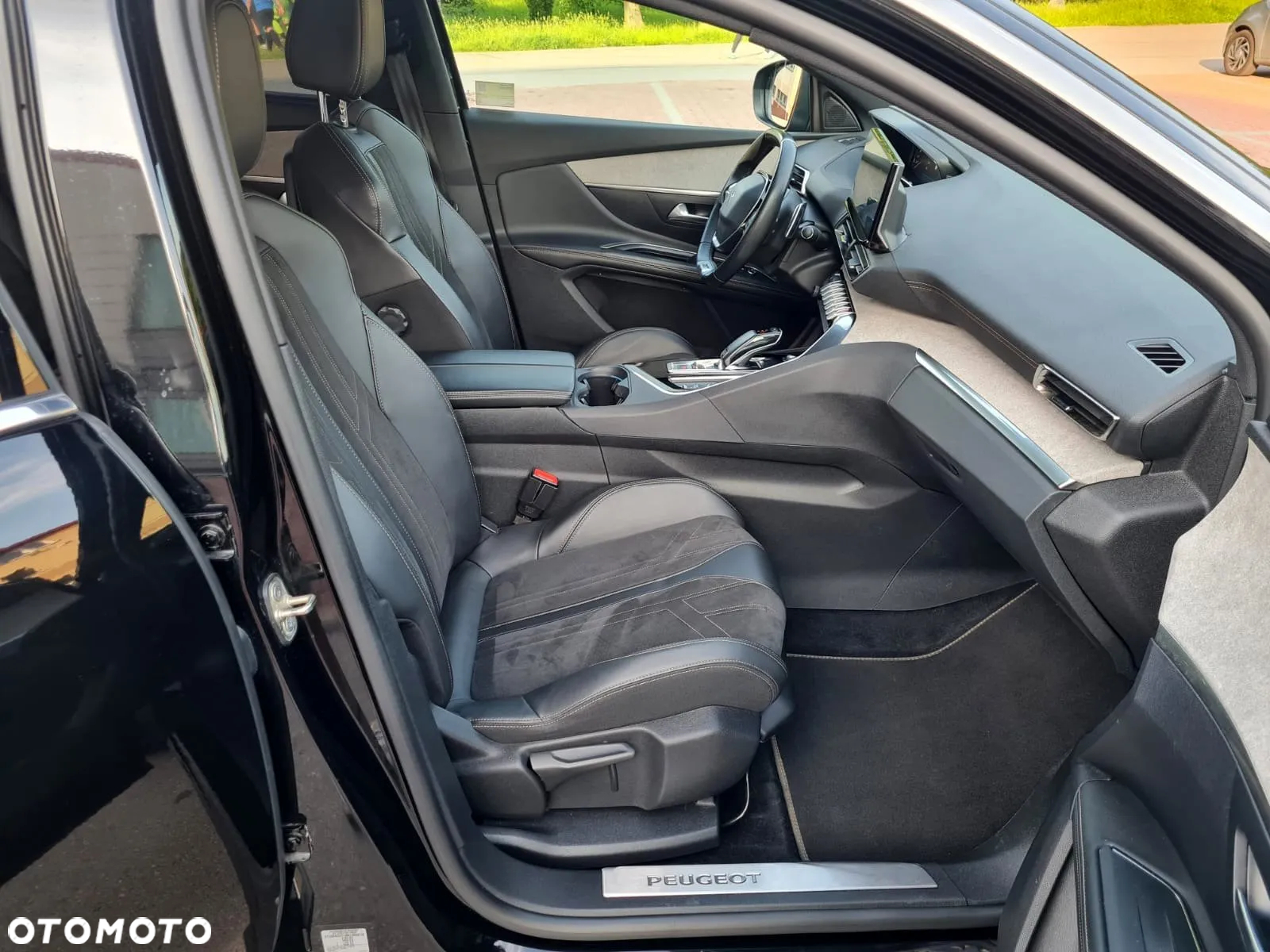 Peugeot 5008 1.6 PureTech GT S&S EAT8 - 23