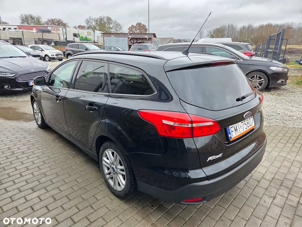 Ford Focus 1.5 TDCi DPF Start-Stopp-System Business - 10