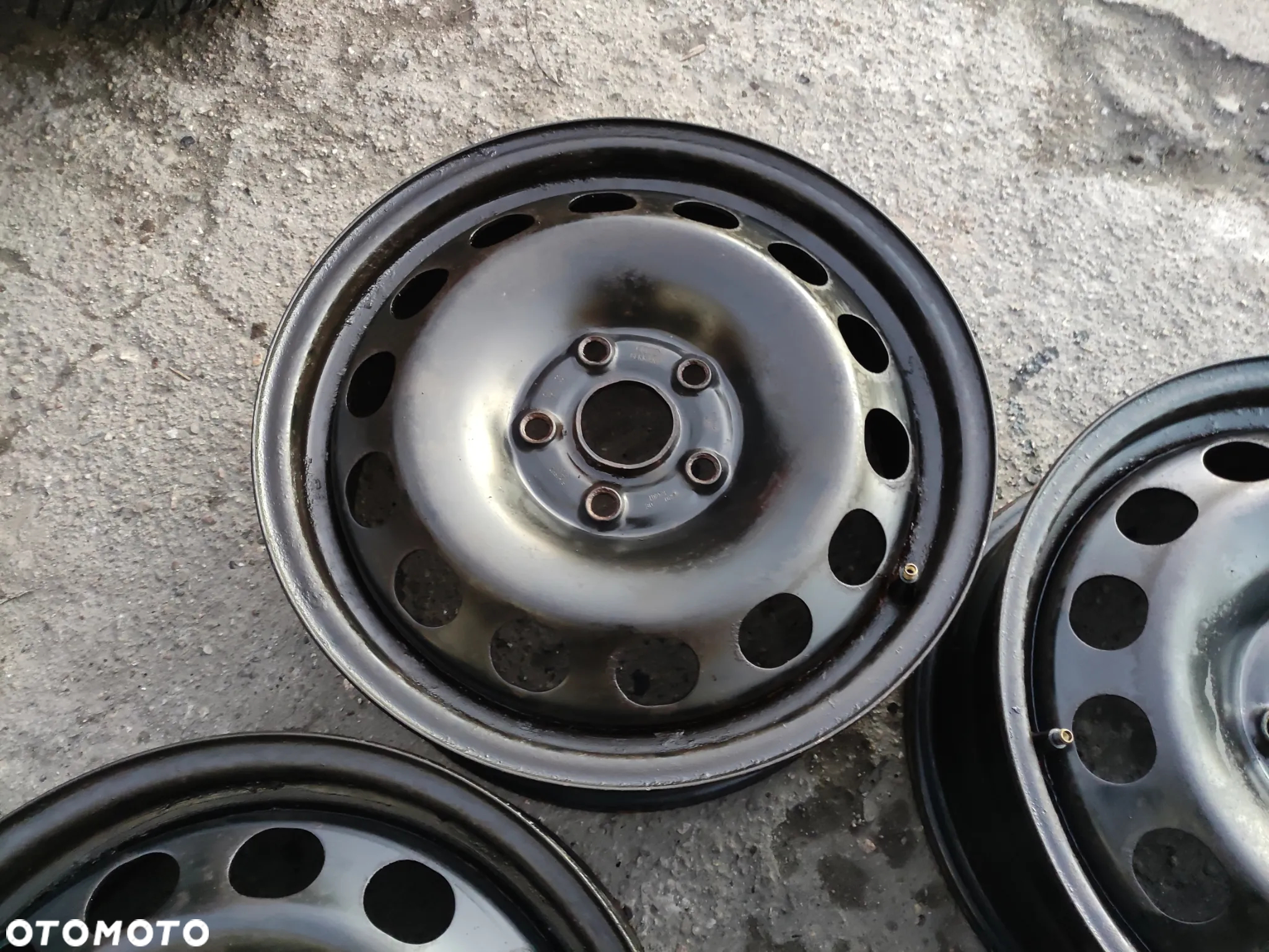 5x112 Felgi Stalowe Stal 16 VW GOLF 6 VI 7 VII TOURAN JETTA CADDY PASSAT SKODA OCTAVIA 2 3 YETI SEAT LEON TOLEDO ALTEA AUDI A3 8P 8V A4 B6 A6 C5 Legnica ALU-RAD - 4