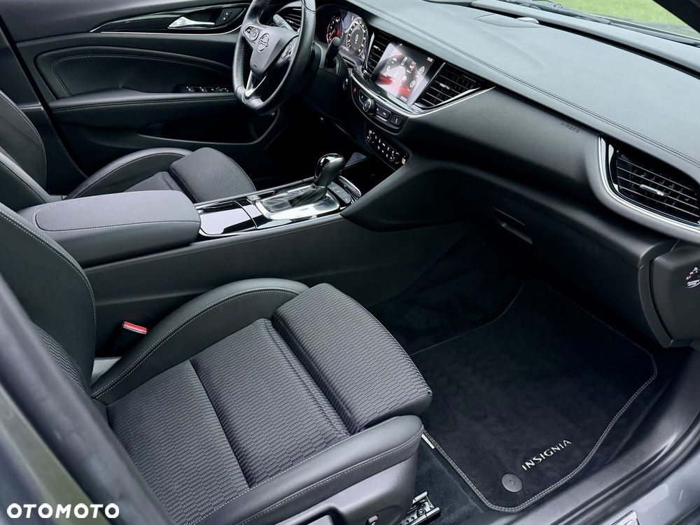 Opel Insignia Grand Sport 2.0 BiTurbo D 4x4 Automatik Innovation - 27