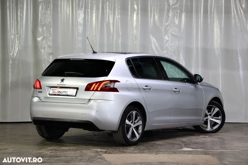 Peugeot 308 e-HDi FAP 115 Stop&Start EGS6 Allure - 3