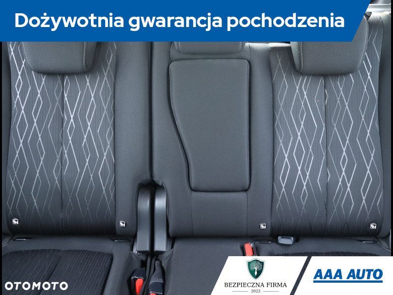 Mitsubishi Eclipse Cross - 11