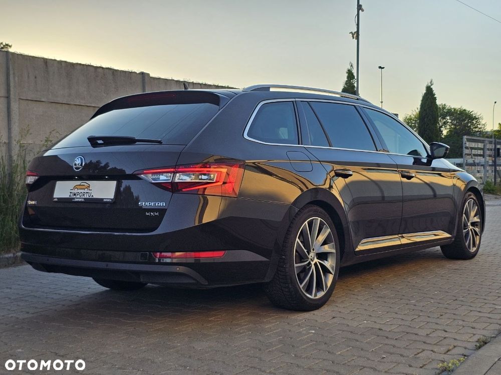 Skoda Superb 2.0 TDI 4x4 L&K DSG - 11