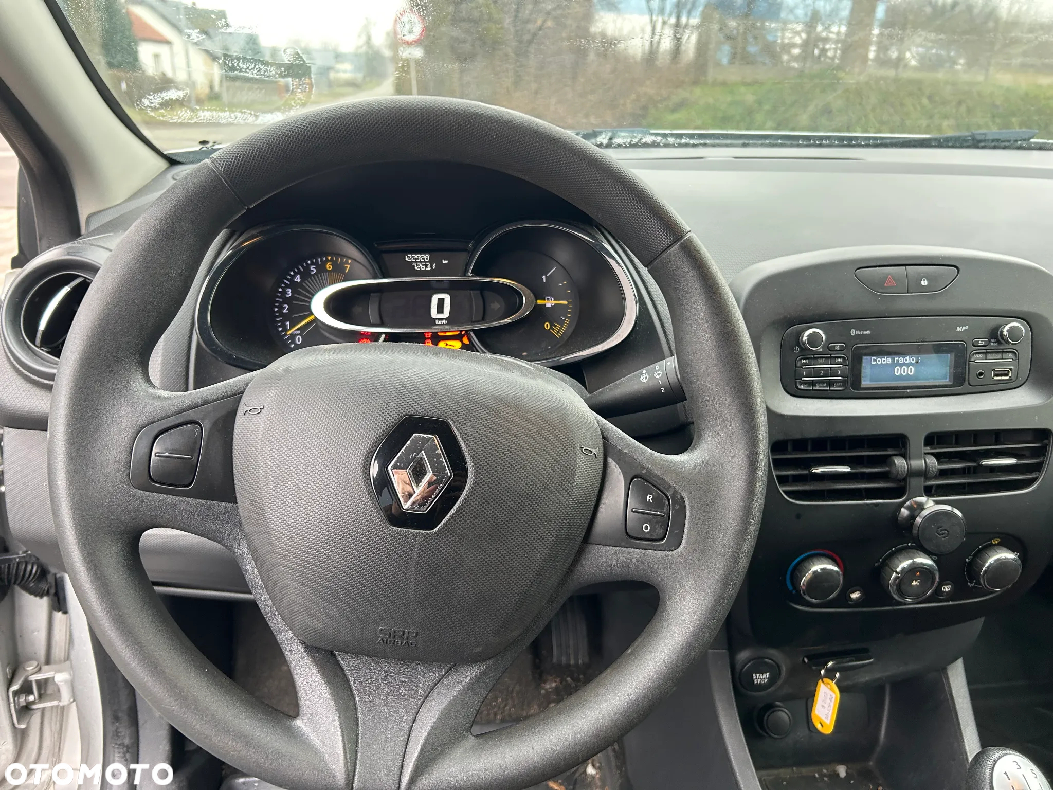 Renault Clio - 8