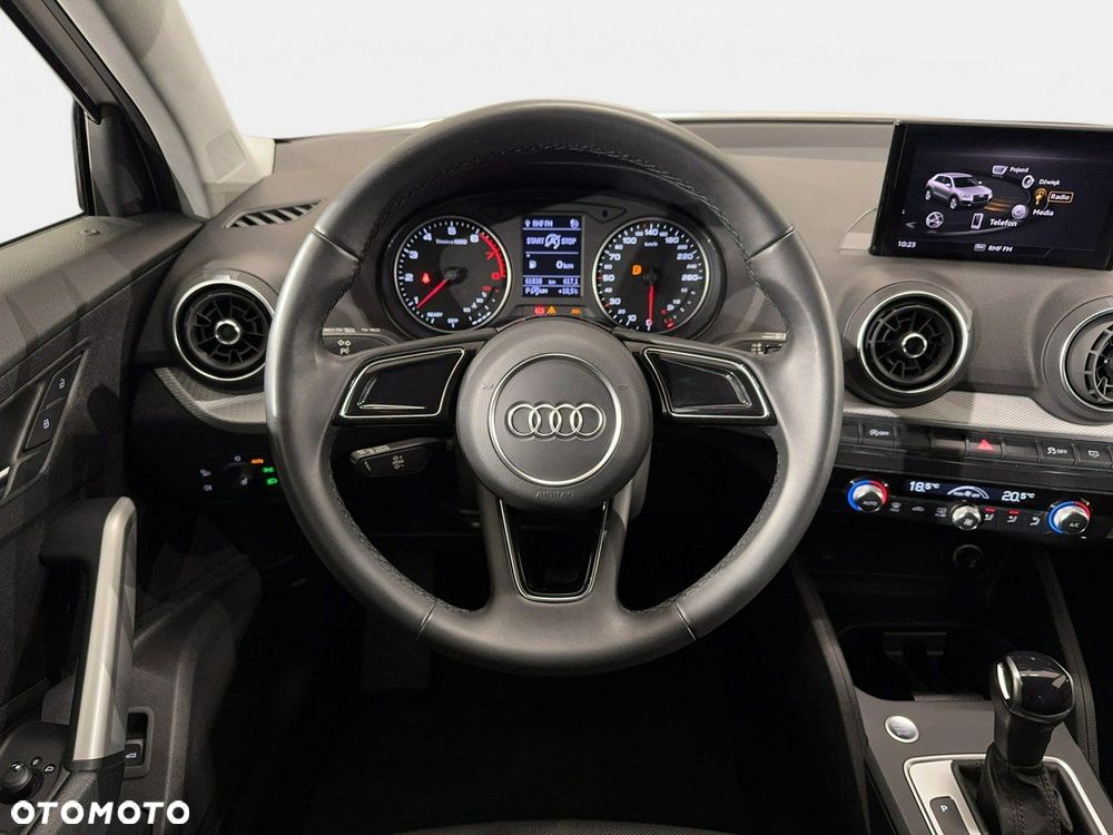Audi Q2 - 18